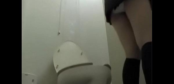  3550Asian toilet slut masturbation
